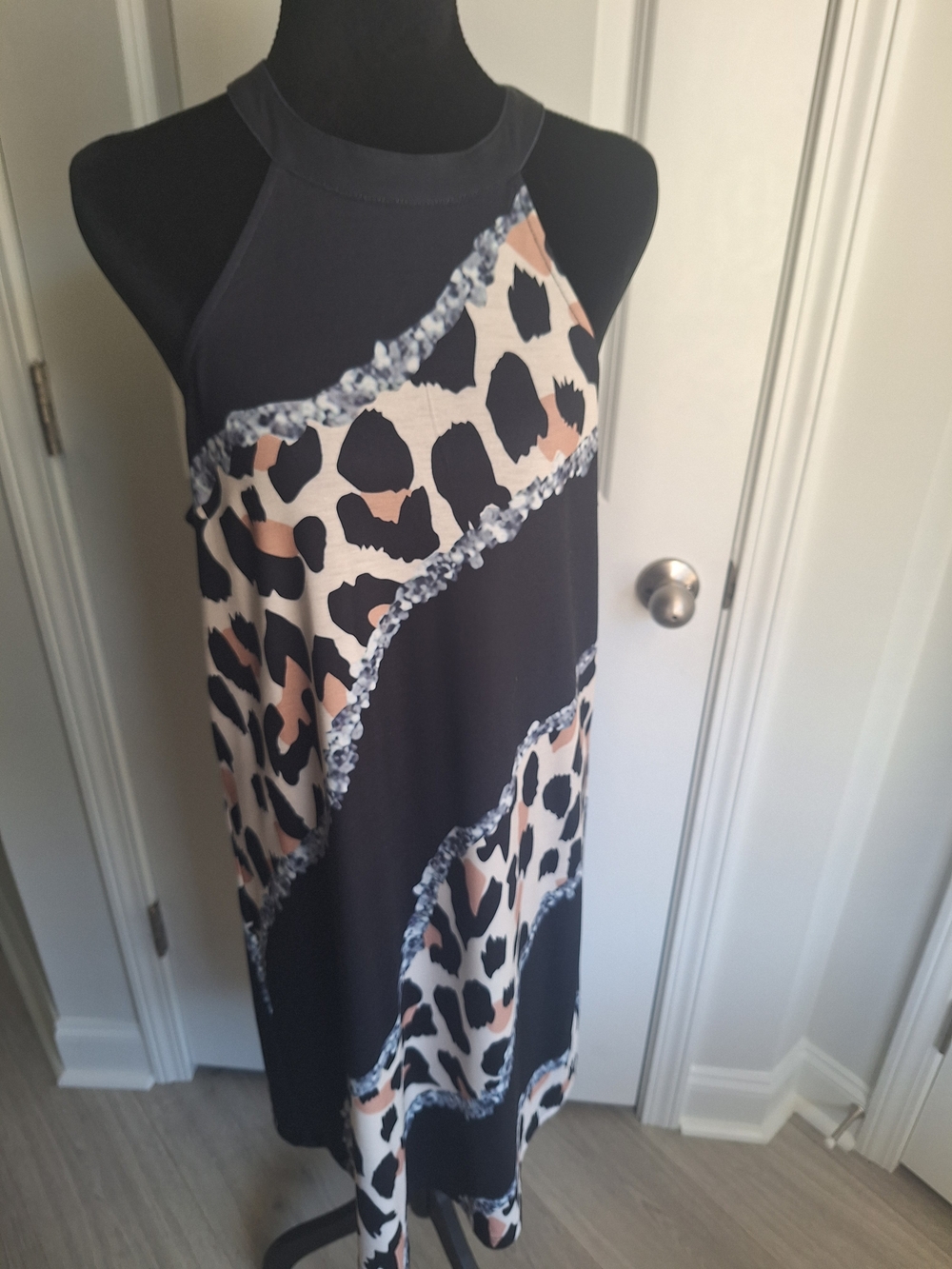 Sleeveless Animal-Print Halter Midi Dress - Black & Cream